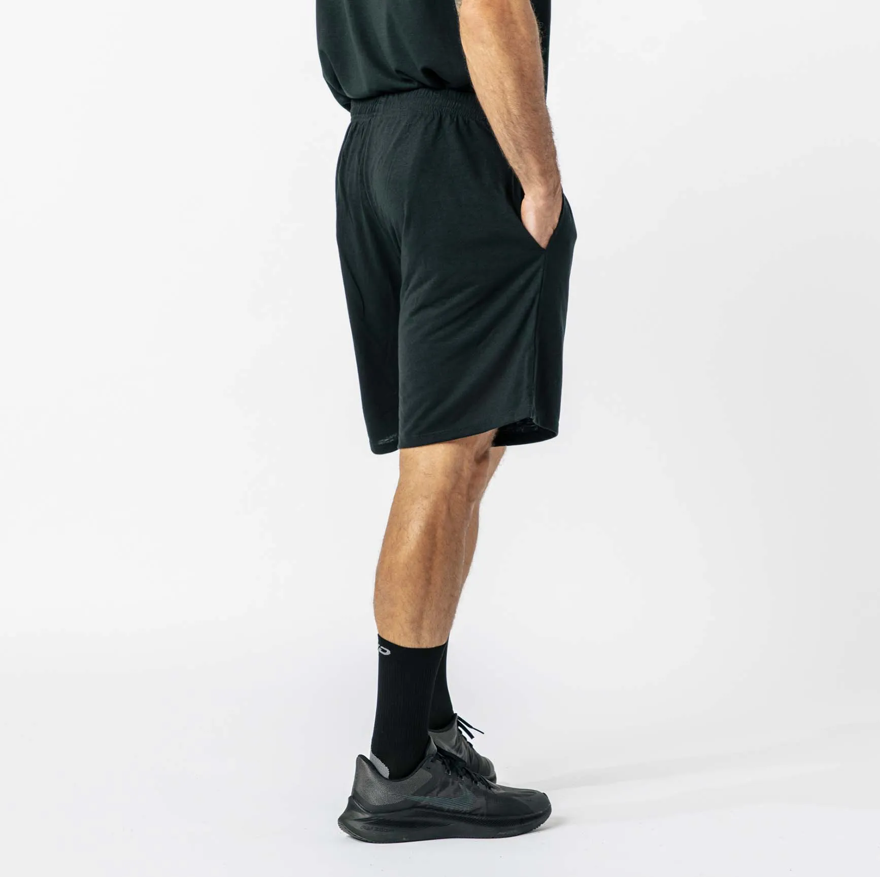 FR PERFORMANCE POCKETED SHORTS